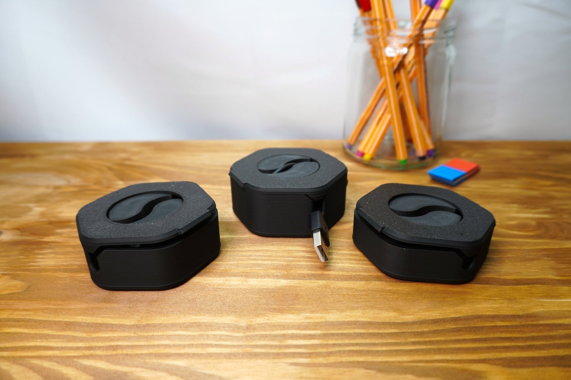 Organizer in 3 Größen für Kabel, wählbar in verschiedenen Farben, perfekt für unterwegs