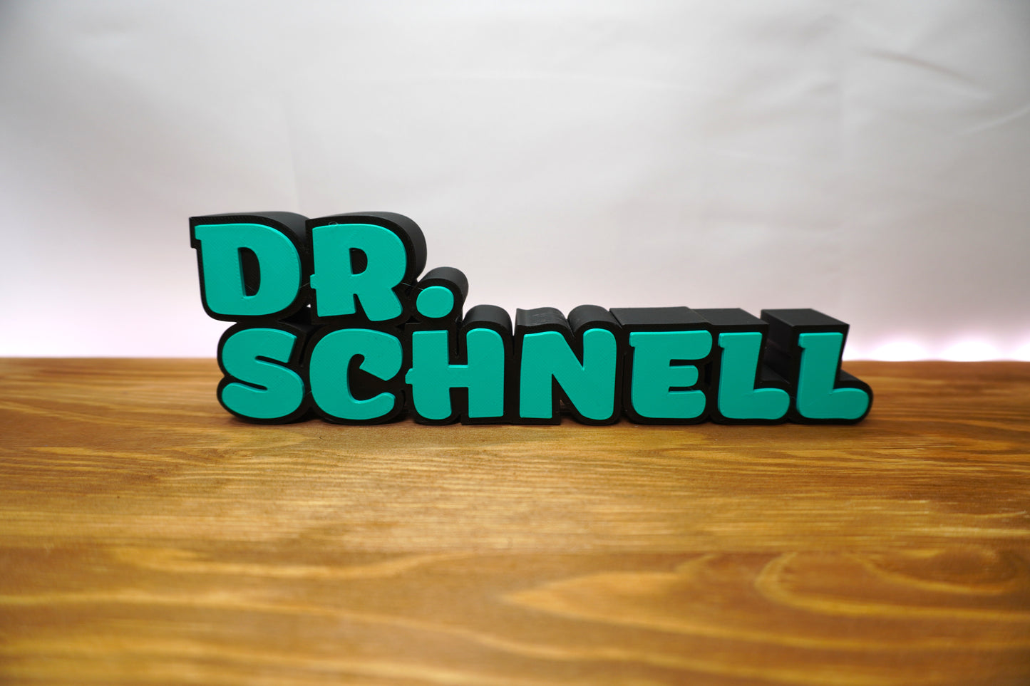 Personalisiertes Namensschild mit Doktortitel – Farbe für Name und Umrandung frei wählbar