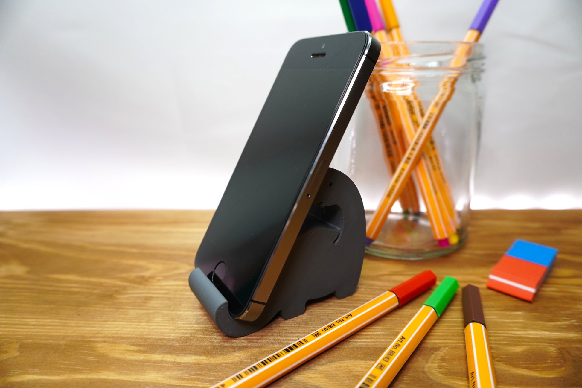 Handyhalterung in Dinosaurier-Form, stabil und rutschfest, passend für jedes Handy