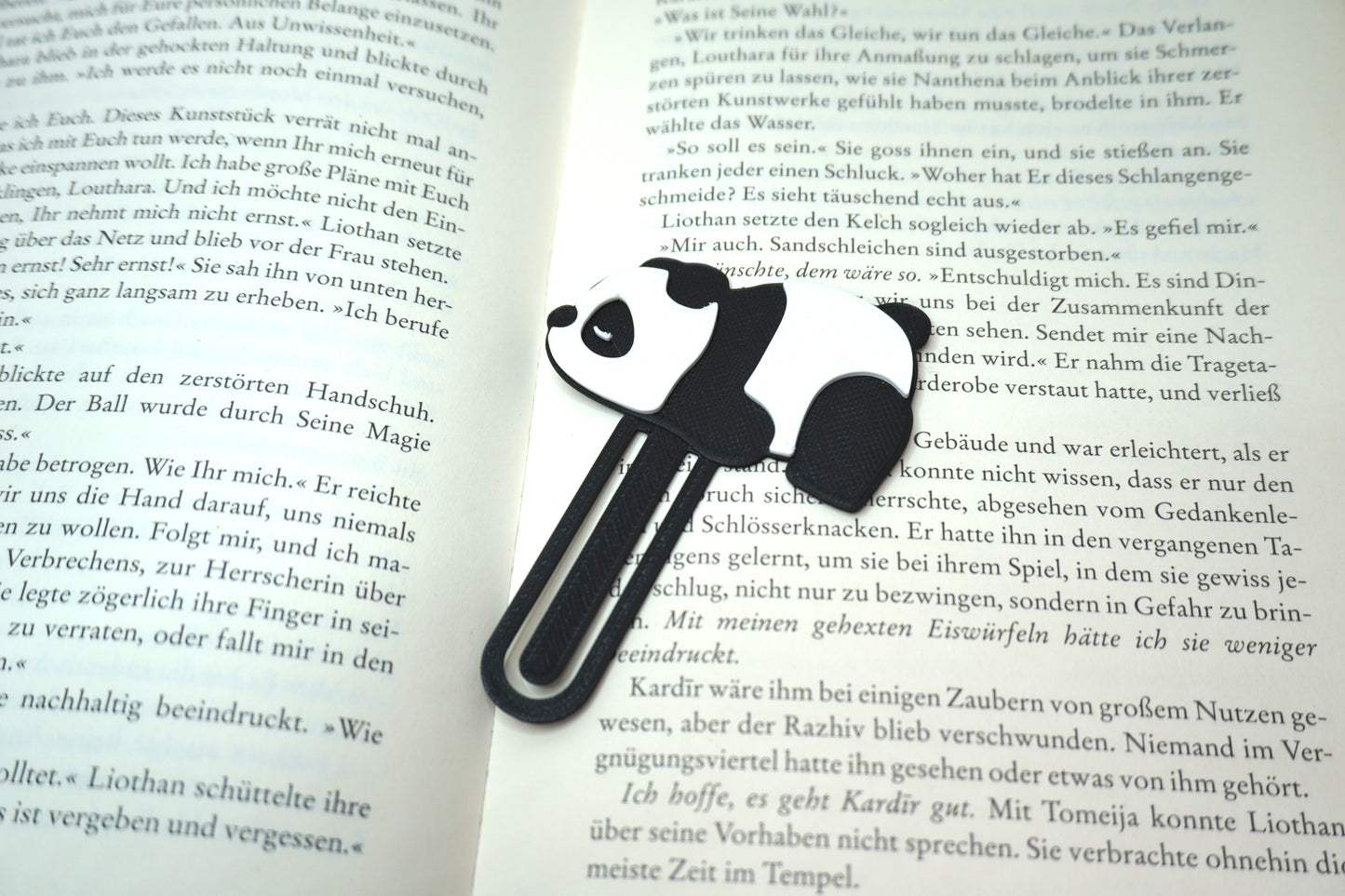 Lesezeichen in Pandaform, ideal zum Markieren der Buchseite und als dekorativer Hingucker
