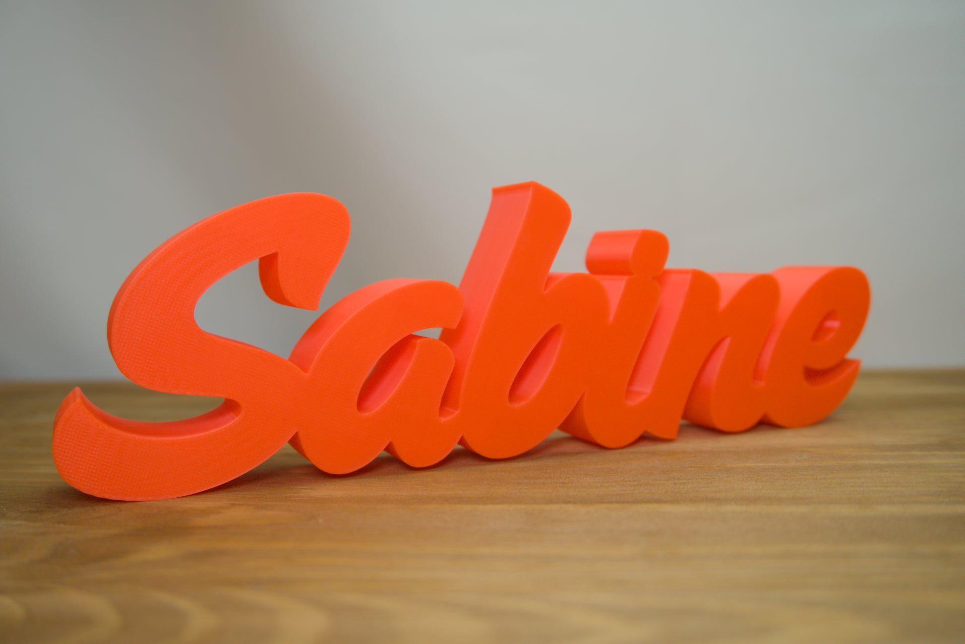 Namensschild für den Schreibtisch mit frei wählbarem Namen und individueller Farbauswahl