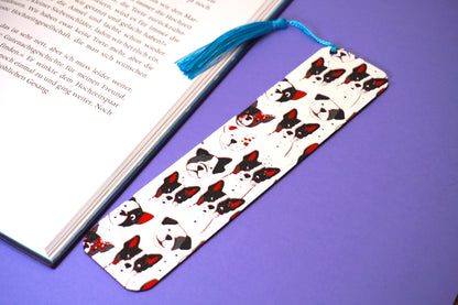 Lesezeichen mit vielen Hunden als Muster, elegantes Design in natürlichen Farben